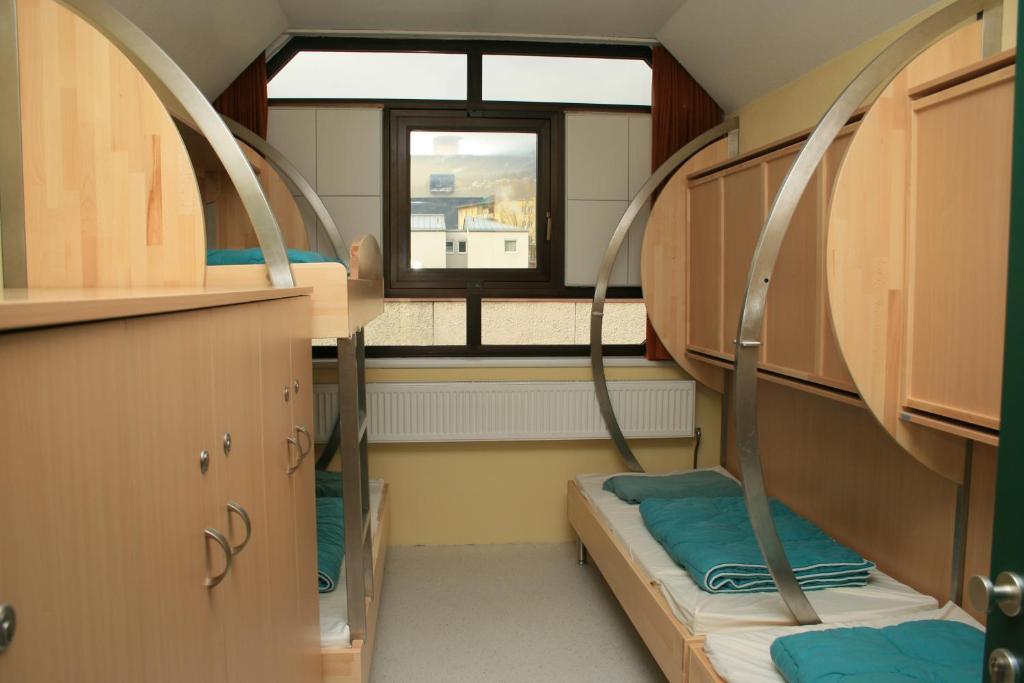 Bed 6-Bed Mixed Dormitory Room